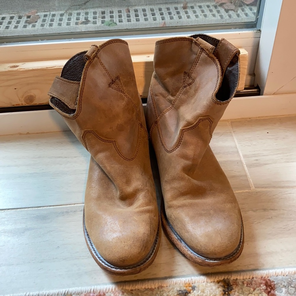 Leather tan ankle boots